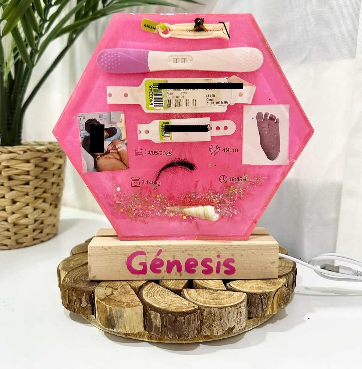 Lámpara de Resina Personalizada con Recuerdos de Nacimiento